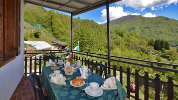 Tempat makan outdoor