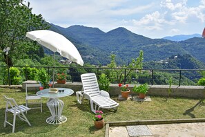 Property grounds - Casa Busso (Esino Lario)