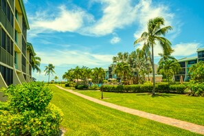 콘도, 침실 2개 | 외관