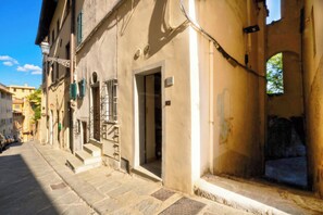 Honeymoon Studio (Casina Magnoli) | Exterior detail - Casina Magnoli (Florence)