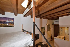 Monolocale luna di miele (Casina Magnoli) | Ferro/asse da stiro, Wi-Fi gratuito, lenzuola