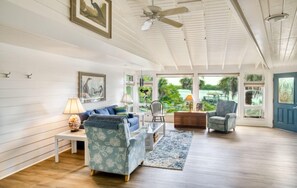 Casa, 3 quartos | Sala de estar