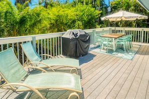 House, 4 Bedrooms | Balcony