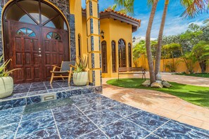 Terrace/patio - Villa Safir Sunset (Noord)