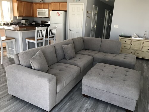 Ww324 West Garfield Avenue, Unit B