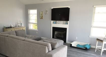 Ww324 West Garfield Avenue, Unit B
