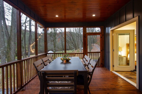 House, 3 Bedrooms | Balcony