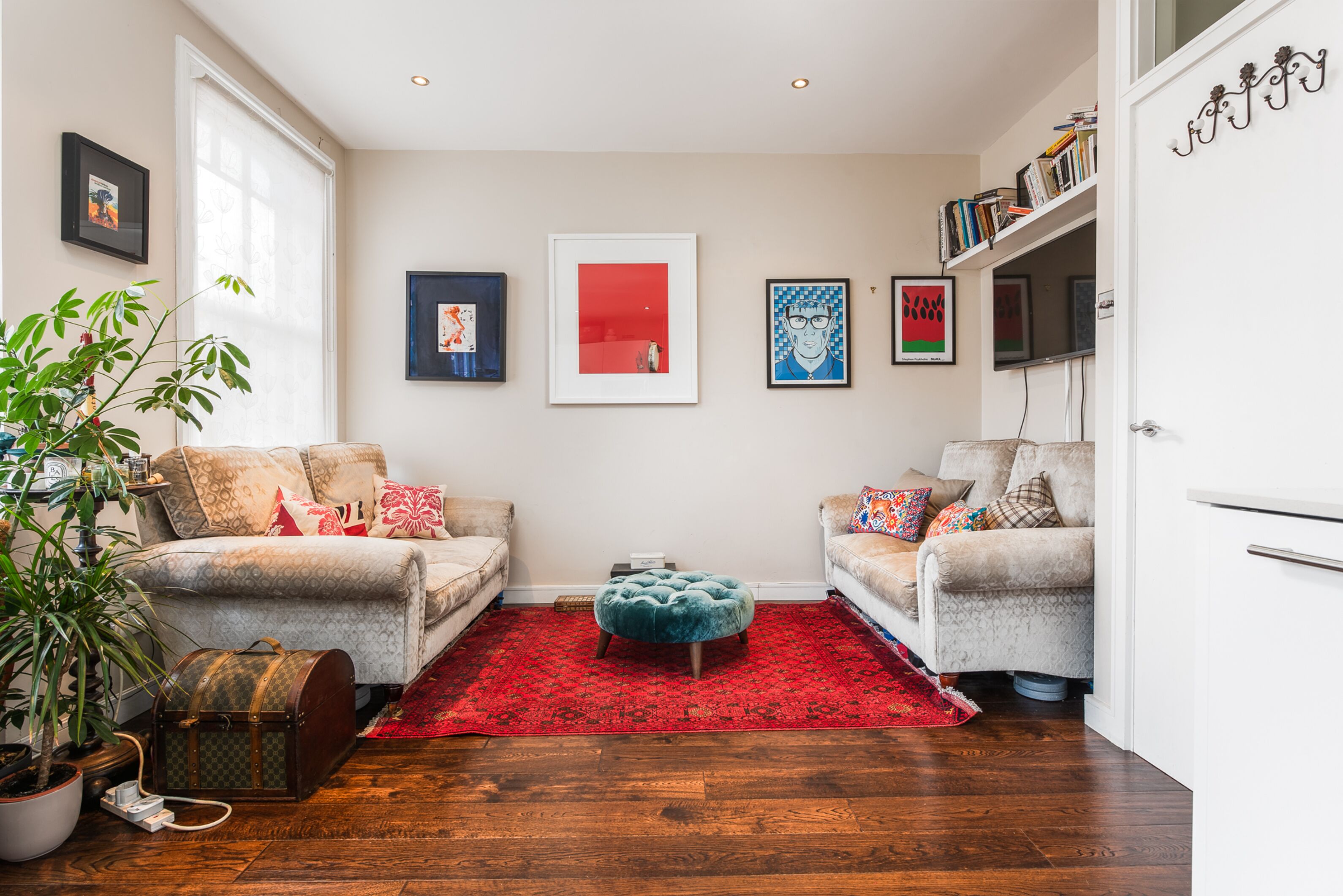 Comfort Apartment (2 Bedrooms) | Living area