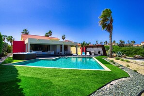 Pool - Villa di Oro (Noord)