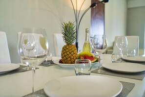 Dining - Villa di Oro (Noord)