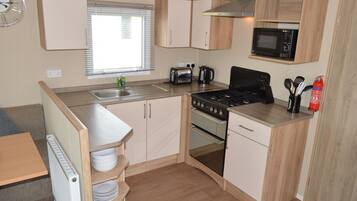 Kabin, Beberapa Tempat Tidur | Dapur pribadi | Lemari es, microwave, oven, dan kompor