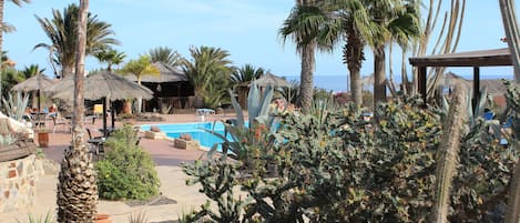 Apartment | Pool | Outdoor pool