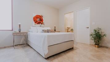 3 bedrooms, free cribs/infant beds, bed sheets