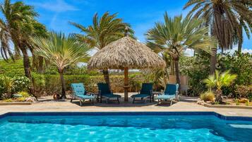 House (3 Bedrooms) | Property amenity