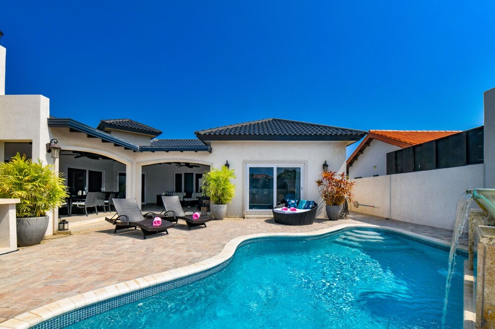 New! Top Location! Rooftop Terrace With Ocean View