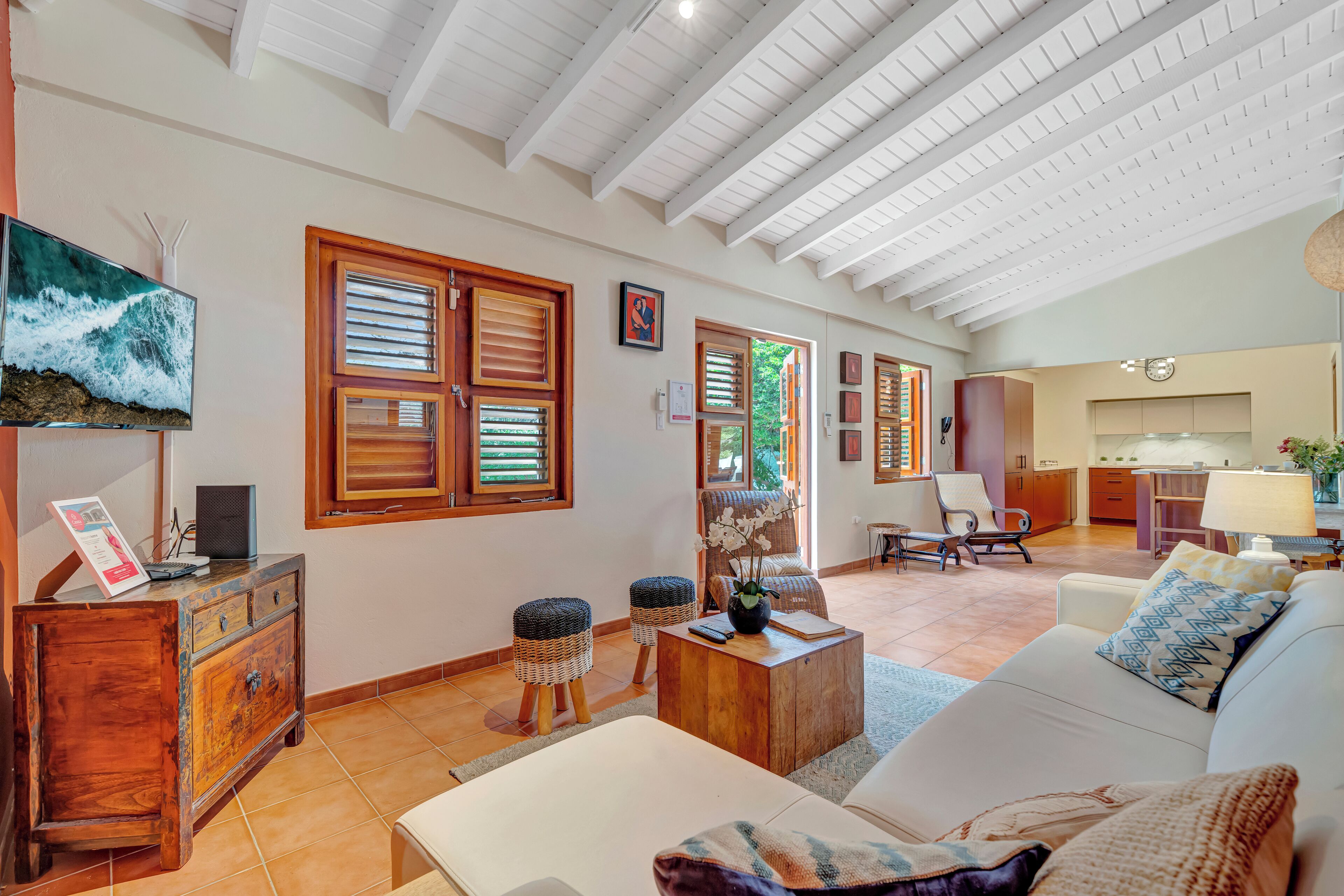 Nhà (4 Bedrooms) | Tiện nghi, dịch vụ nơi lưu trú