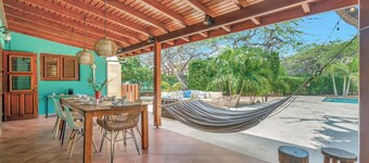 Secluded Villa With Pool3min to Beachfree Utilities