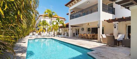 Villa (5 Bedrooms) | Façade de l’hébergement