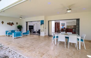 Apartment | Balkon