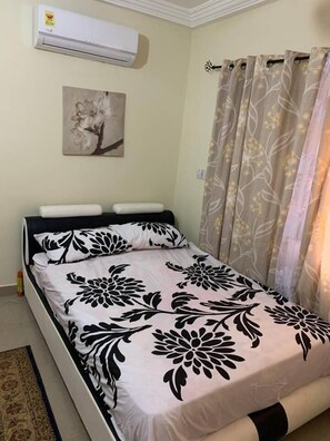 Apartment | 2 bedrooms, iron/ironing board, free WiFi, bed sheets - Lovely Apartment Bargain Rate, Accra, Ghana (Kwabenya)