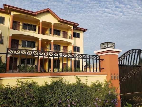 Apartment | Exterior