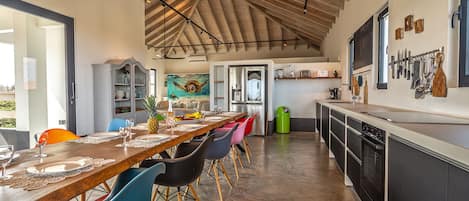 Villa (5 Bedrooms) | Property amenity