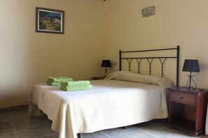 公寓 | 1 間臥室、熨  斗/熨衣板、免費無線上網、床單