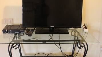 Apartment | 1 bedroom, iron/ironing board, free WiFi, bed sheets