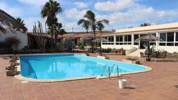 Apartment | Pool | Outdoor pool