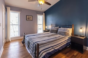 2 chambres, fer et planche à repasser, Wi-Fi gratuit, draps fournis