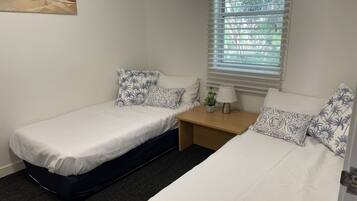 2 bedrooms, bed sheets