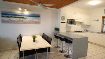 Fridge, microwave, stovetop, electric kettle