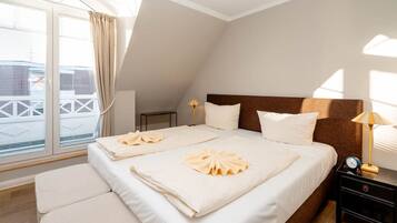 3 bedrooms, WiFi, bed sheets