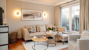 Fernseher, Stereoanlage