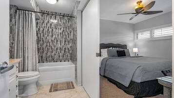 2 bedrooms, in-room safe, iron/ironing board, free WiFi