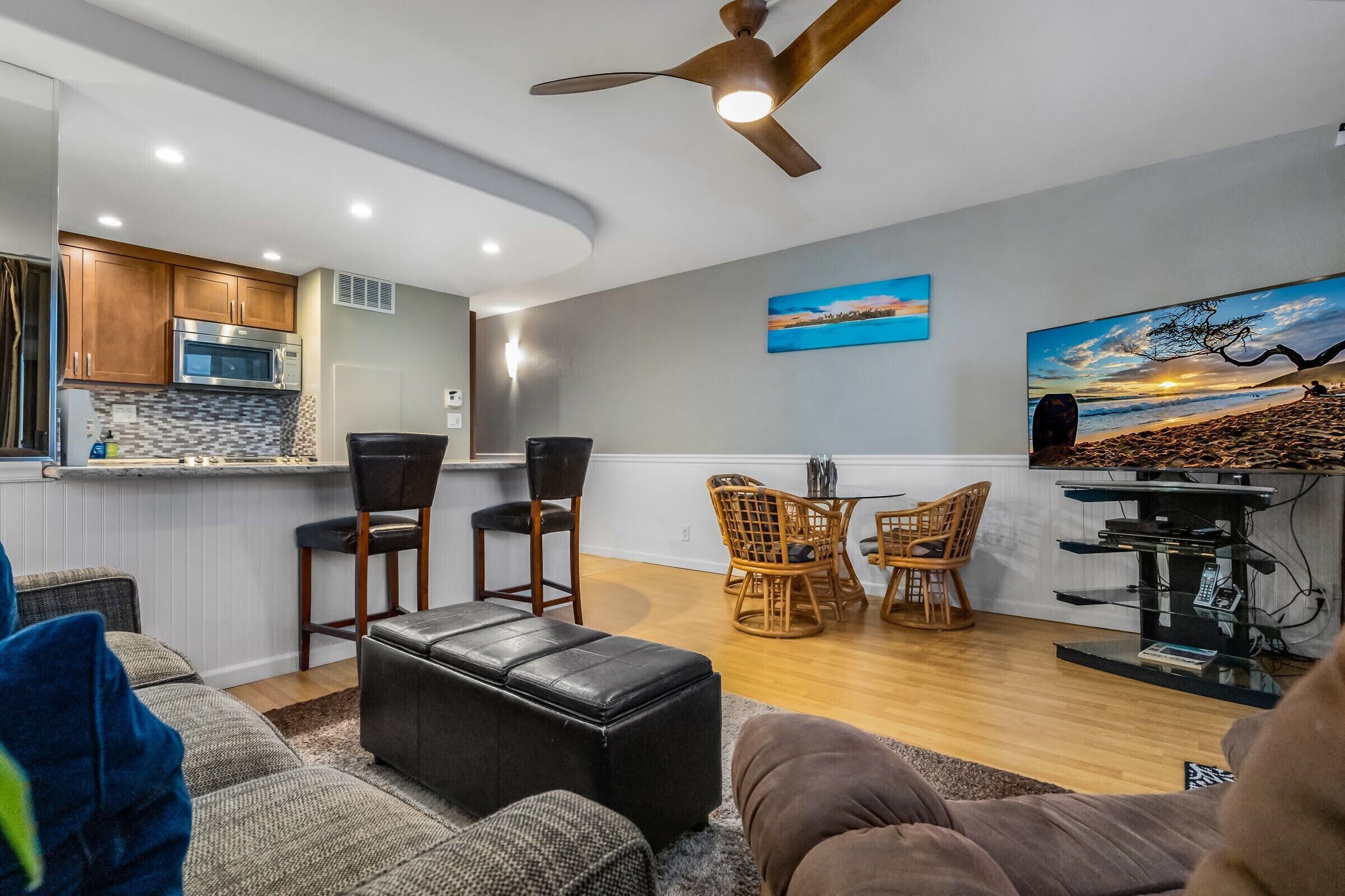 スマートテレビ、DVD プレーヤー