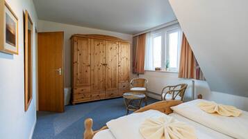 3 Schlafzimmer, Bügeleisen/Bügelbrett, WLAN, Bettwäsche