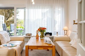 Imagen sin descripción, 4 de 48, botón