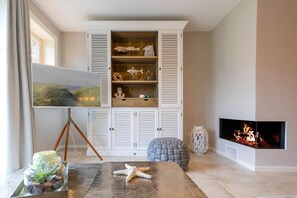 Uklassifisert bilde, 4 av 34, knapp