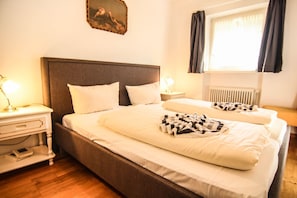 2 chambres, fer et planche Ă repasser, Wi-Fi, draps fournis