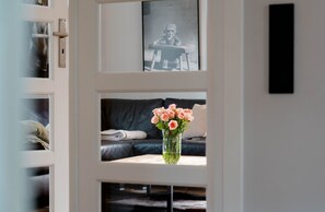 TV, fireplace, DVD player, stereo - Seaside Lodge Sylt with sauna - Welcome to the luxury vacation home (Sylt)