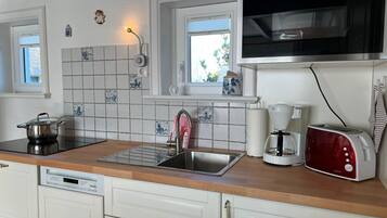 Kühlschrank, Ofen, Herdplatte, Geschirrspüler