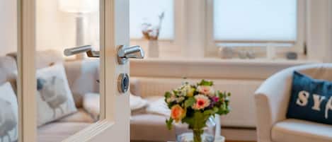 Fernseher, Stereoanlage