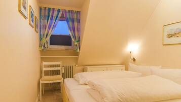 2 chambres, fer et planche à repasser, Wi-Fi, literie fournie