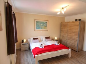 2 habitaciones, tabla de planchar con plancha y wifi