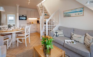 Unclassified image, 3 of 15, button