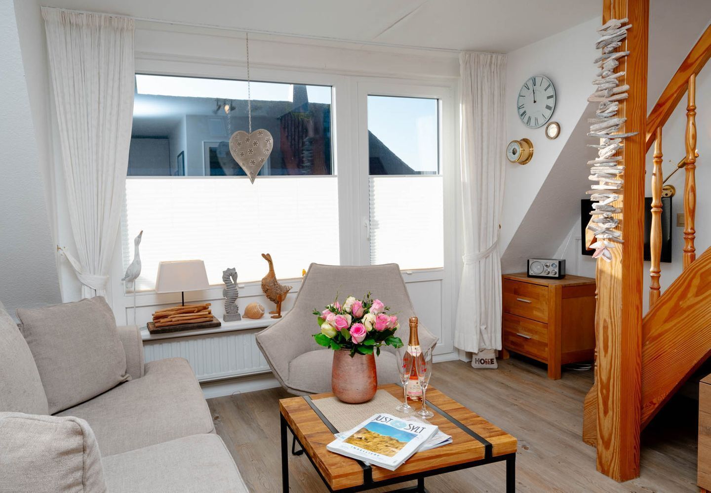 Televisión, reproductor de DVD y estéreo 