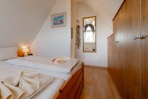 1 bedroom, WiFi, bed sheets - Sylta - Jumping over the dune, in the morning before breakfast already in the (Sylt)