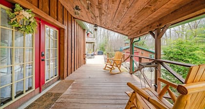 Spacious Cabin w/ Hot Tub 3Bed, 2 bath
