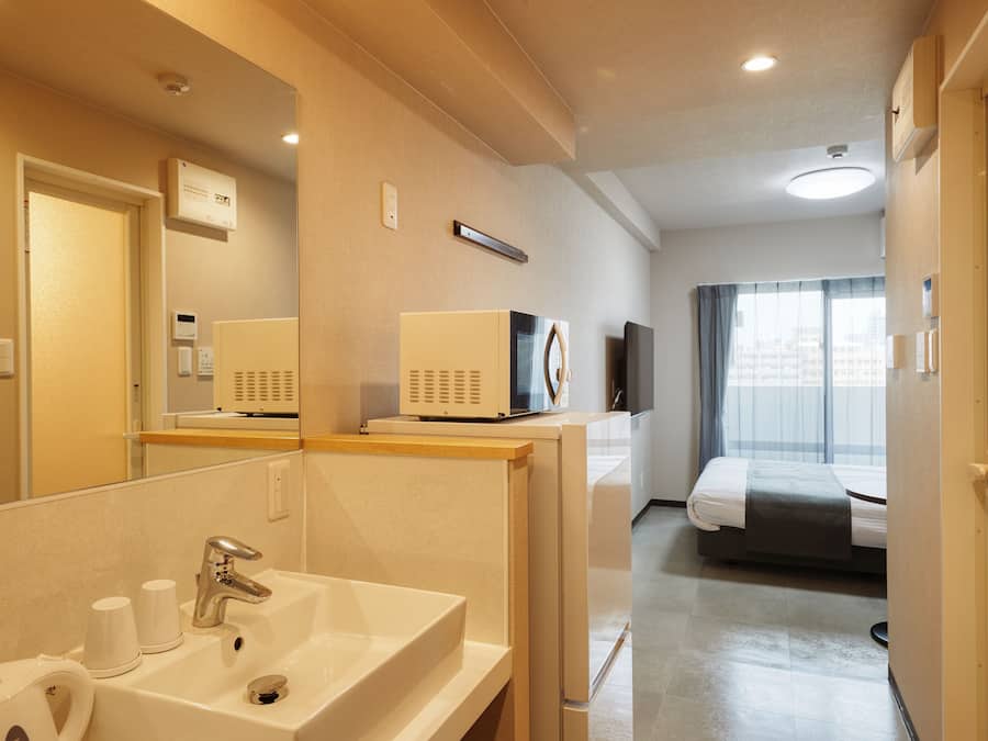 标准双人房, 无烟房 | 高档床上用品、办公桌、遮光窗帘、免费 WiFi